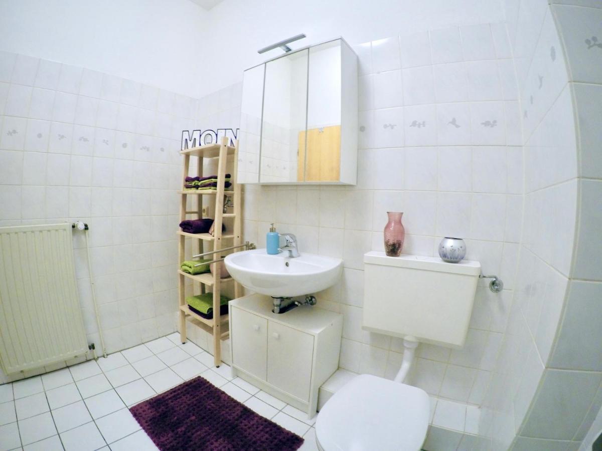 Vivid - Studioapartment Mit Balkon - Netflix - Wlan Wilhelmshaven Kültér fotó